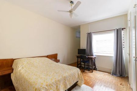 Quarto de casa à venda com 4 quartos, 200m² em Campo Belo, São Paulo