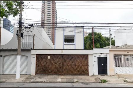 Casa à venda com 200m², 4 quartos e 2 vagasFachada