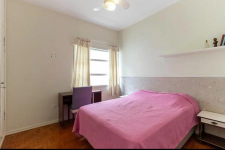 Casa à venda com 200m², 4 quartos e 2 vagasQuarto