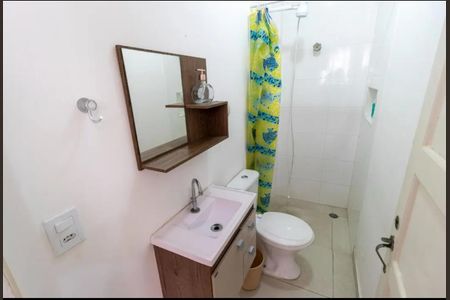 Casa à venda com 200m², 4 quartos e 2 vagasBanheiro
