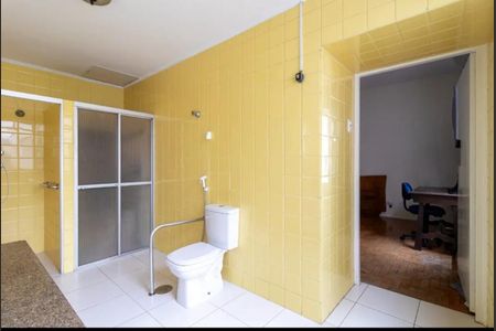 Casa à venda com 200m², 4 quartos e 2 vagasBanheiro