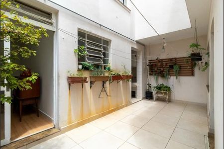 Casa à venda com 200m², 4 quartos e 2 vagasÁrea externa