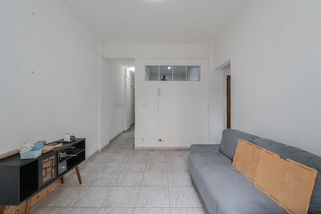 Apartamento para alugar com 74m², 1 quarto e sem vaga Apartamento para alugar com 74m², 1 quarto e sem vagaSala
