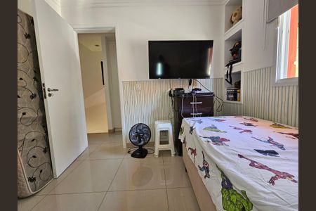 Casa de condomínio à venda com 157m², 3 quartos e 2 vagasQuarto 2