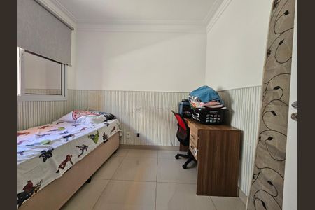 Casa de condomínio à venda com 157m², 3 quartos e 2 vagasQuarto 2