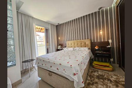 Casa de condomínio à venda com 157m², 3 quartos e 2 vagasSuite