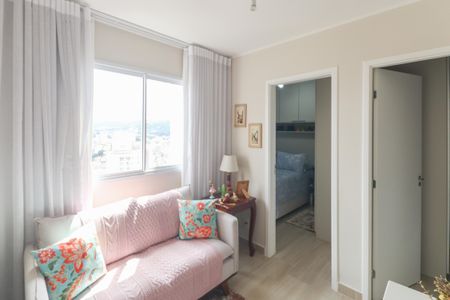 Sala de apartamento à venda com 2 quartos, 32m² em Parque Vitoria, São Paulo