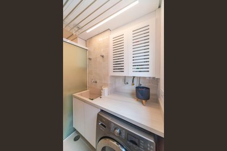 Apartamento à venda com 67m², 2 quartos e 2 vagas Apartamento à venda com 67m², 2 quartos e 2 vagasÁrea de Serviço