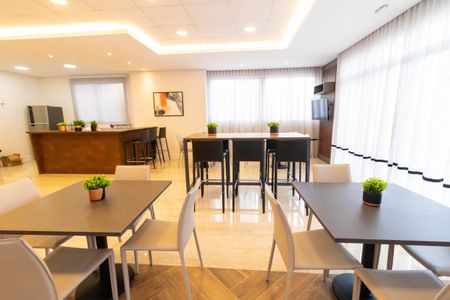 Apartamento à venda com 67m², 2 quartos e 2 vagas Apartamento à venda com 67m², 2 quartos e 2 vagasÁrea comum - Salão de festas