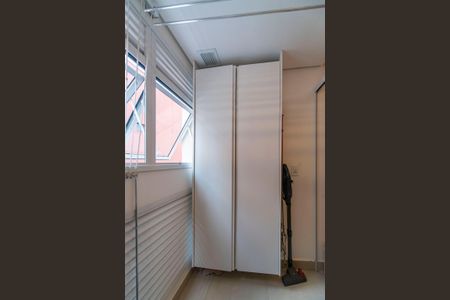 Apartamento à venda com 67m², 2 quartos e 2 vagas Apartamento à venda com 67m², 2 quartos e 2 vagasÁrea de Serviço