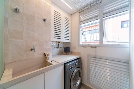 Apartamento à venda com 67m², 2 quartos e 2 vagas Apartamento à venda com 67m², 2 quartos e 2 vagasÁrea de Serviço