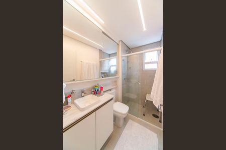 Apartamento à venda com 67m², 2 quartos e 2 vagas Apartamento à venda com 67m², 2 quartos e 2 vagasBanheiro do Quarto 2