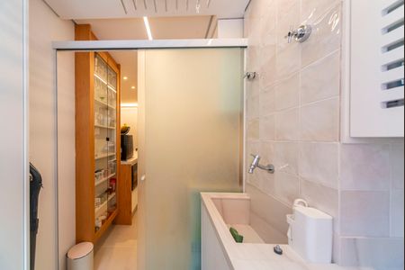 Apartamento à venda com 67m², 2 quartos e 2 vagas Apartamento à venda com 67m², 2 quartos e 2 vagasÁrea de Serviço