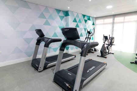Apartamento à venda com 67m², 2 quartos e 2 vagas Apartamento à venda com 67m², 2 quartos e 2 vagasÁrea comum - Academia
