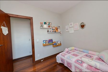 Apartamento à venda com 267m², 4 quartos e 4 vagasQuarto 1