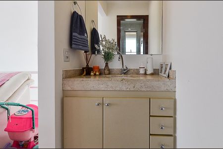 Apartamento à venda com 267m², 4 quartos e 4 vagasLavabo Cobertura