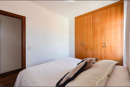 Apartamento à venda com 267m², 4 quartos e 4 vagasSuíte