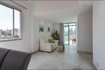Apartamento à venda com 267m², 4 quartos e 4 vagasSala Ambientes