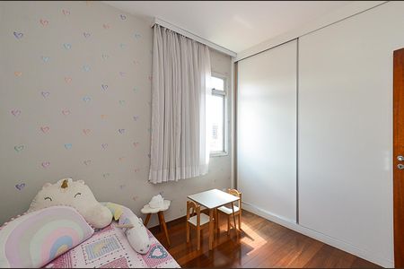 Apartamento à venda com 267m², 4 quartos e 4 vagasQuarto 1