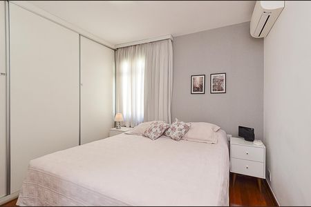 Apartamento à venda com 267m², 4 quartos e 4 vagasSuíte