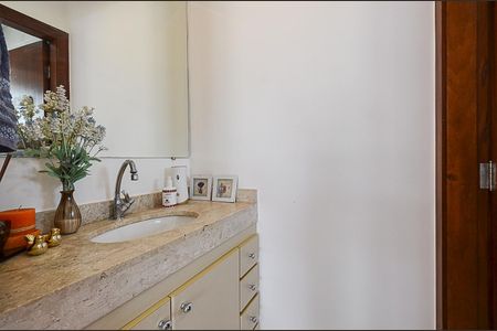 Apartamento à venda com 267m², 4 quartos e 4 vagasLavabo Cobertura
