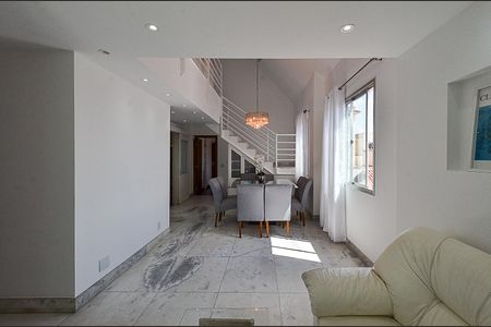 Apartamento à venda com 267m², 4 quartos e 4 vagasSala Ambientes