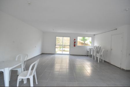 Apartamento à venda com 34m², 2 quartos e sem vagaÁrea comum - Salão de festas
