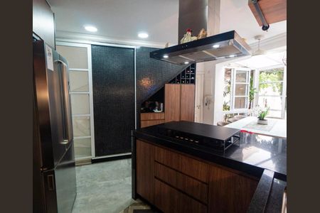 Casa à venda com 144m², 3 quartos e 2 vagasFoto 07