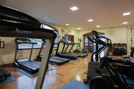 Apartamento à venda com 80m², 3 quartos e 2 vagas Apartamento à venda com 80m², 3 quartos e 2 vagasÁrea comum - Academia