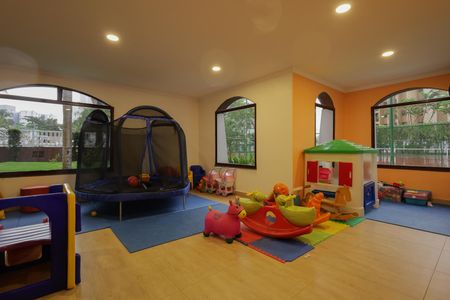 Apartamento à venda com 80m², 3 quartos e 2 vagas Apartamento à venda com 80m², 3 quartos e 2 vagasÁrea comum - Brinquedoteca