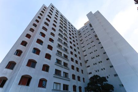Apartamento à venda com 80m², 3 quartos e 2 vagas Apartamento à venda com 80m², 3 quartos e 2 vagasFachada do bloco