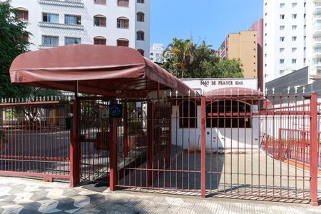 Apartamento à venda com 80m², 3 quartos e 2 vagas Apartamento à venda com 80m², 3 quartos e 2 vagasFachada do condomínio