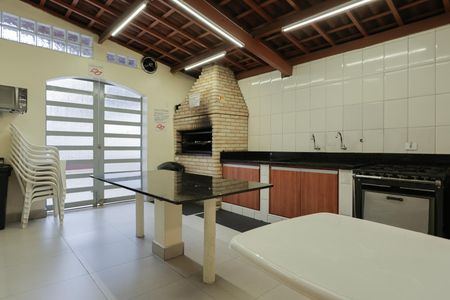 Apartamento à venda com 80m², 3 quartos e 2 vagas Apartamento à venda com 80m², 3 quartos e 2 vagasÁrea comum - Churrasqueira