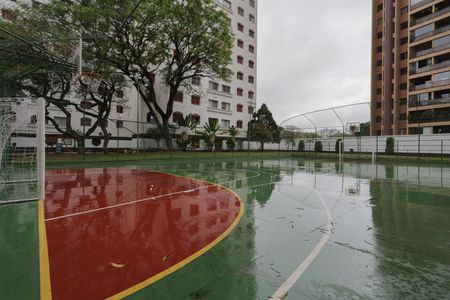 Apartamento à venda com 80m², 3 quartos e 2 vagas Apartamento à venda com 80m², 3 quartos e 2 vagasÁrea comum - Quadra poliesportiva