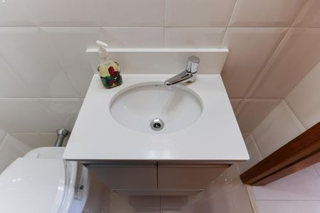 Apartamento à venda com 80m², 3 quartos e 2 vagas Apartamento à venda com 80m², 3 quartos e 2 vagasLavabo