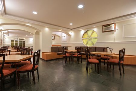 Apartamento à venda com 80m², 3 quartos e 2 vagas Apartamento à venda com 80m², 3 quartos e 2 vagasÁrea comum - Salão de festas