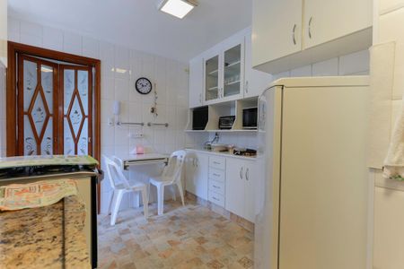 Apartamento à venda com 80m², 3 quartos e 2 vagas Apartamento à venda com 80m², 3 quartos e 2 vagasCozinha