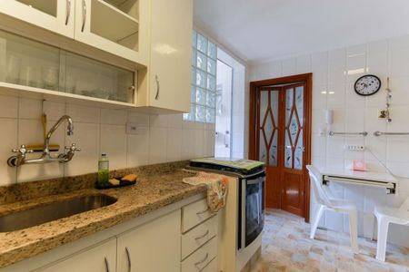 Apartamento à venda com 80m², 3 quartos e 2 vagas Apartamento à venda com 80m², 3 quartos e 2 vagasCozinha
