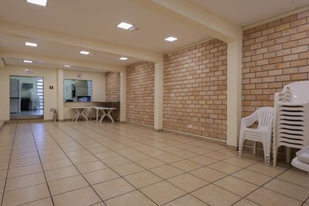 Apartamento à venda com 80m², 3 quartos e 2 vagas Apartamento à venda com 80m², 3 quartos e 2 vagasÁrea comum - Churrasqueira