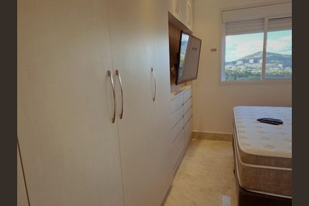 Quarto de apartamento para alugar com 3 quartos, 158m² em Alphaville, Santana de Parnaíba