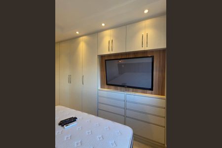 Apartamento para alugar com 76m², 2 quartos e 2 vagasQuarto