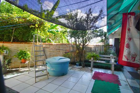 Quarto 1 - Vista de casa à venda com 3 quartos, 168m² em Jardim Carvalho, Porto Alegre