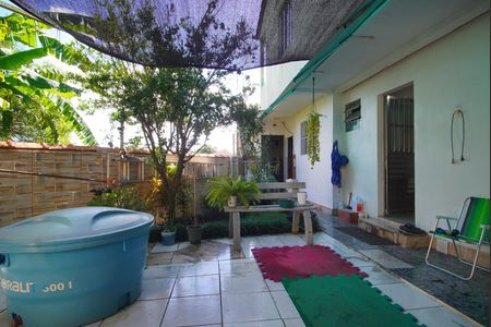 Casa à venda com 168m², 3 quartos e 2 vagasQuintal