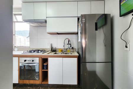 Apartamento à venda com 64m², 2 quartos e 1 vagaCozinha 