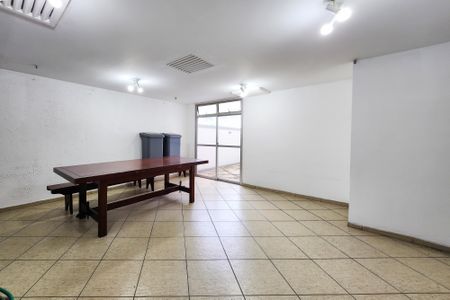 Apartamento à venda com 64m², 2 quartos e 1 vagaÁrea Comum 