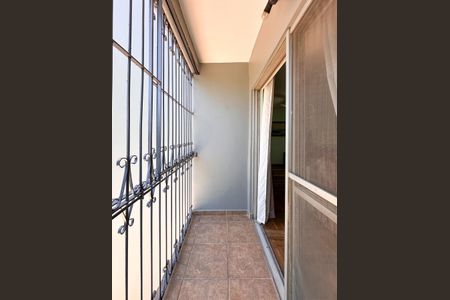 Apartamento à venda com 66m², 2 quartos e 1 vagaSacada