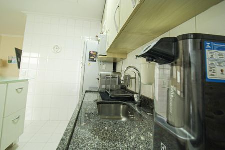 Apartamento à venda com 124m², 2 quartos e 4 vagas Apartamento à venda com 124m², 2 quartos e 4 vagasCozinha