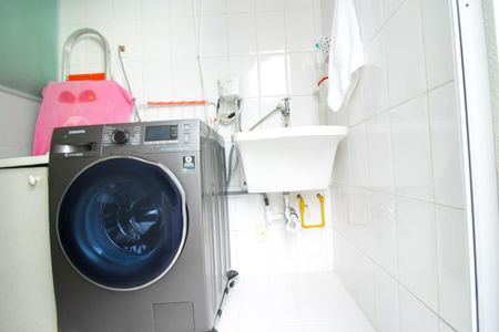 Apartamento à venda com 124m², 2 quartos e 4 vagas Apartamento à venda com 124m², 2 quartos e 4 vagasÁrea de Serviço