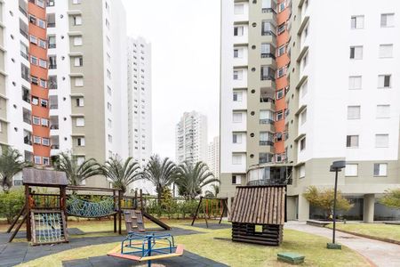 Apartamento à venda com 124m², 2 quartos e 4 vagas Apartamento à venda com 124m², 2 quartos e 4 vagasÁrea comum - Playground