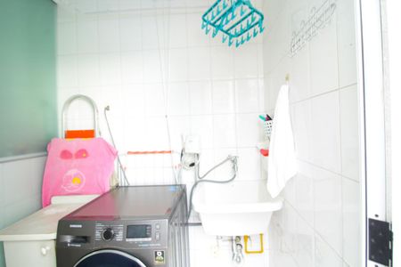 Apartamento à venda com 124m², 2 quartos e 4 vagas Apartamento à venda com 124m², 2 quartos e 4 vagasÁrea de Serviço